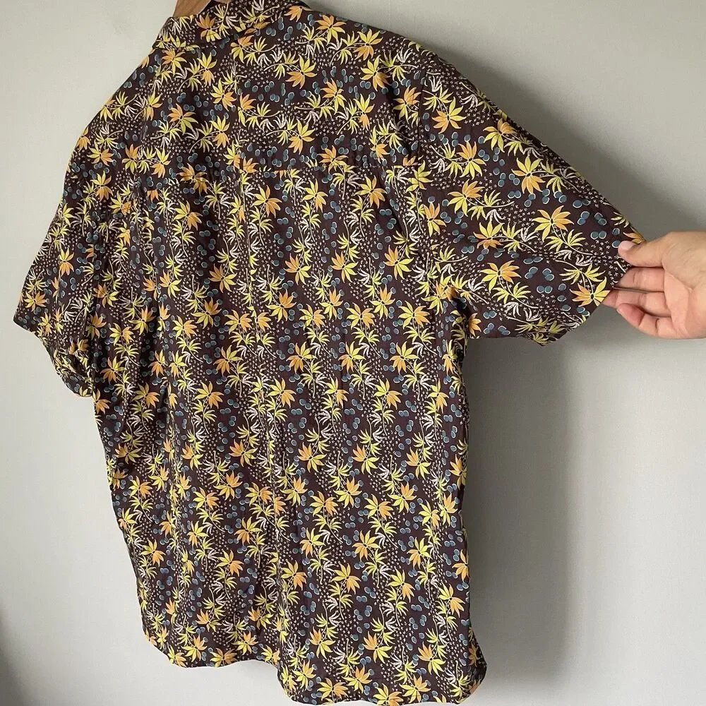 Toad&Co. Button Down Shirt Top Tropical Print Relaxed Fit Gorpcore Men's Size XL